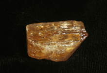 rough imperial topaz crystal